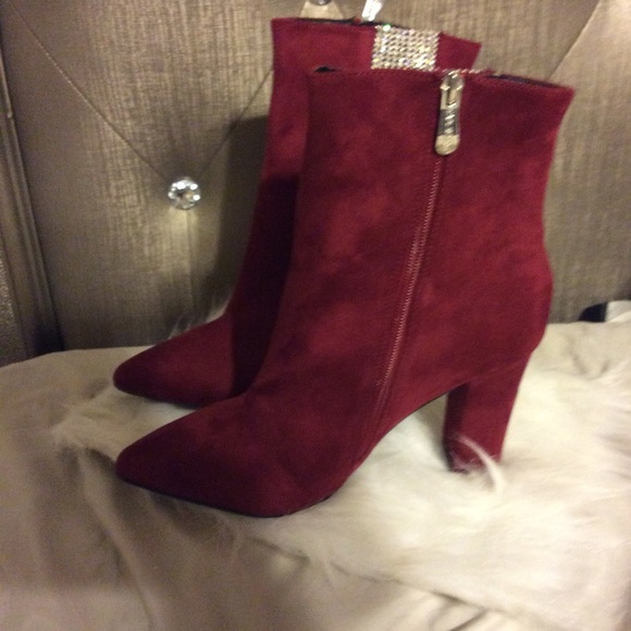 Booties - Picture 3 of 4